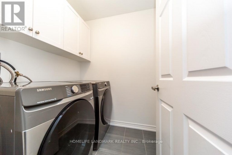 1126 BALTIC LANE, Pickering, Ontario, L1X0G9