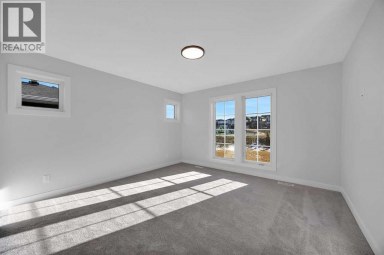 26 Versant Path SW Calgary Alberta photo 19
