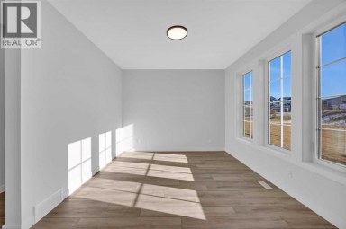 26 Versant Path SW Calgary Alberta photo 6
