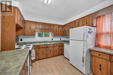 9033 ERIN GARAFRAXA TOWNLINE Erin Ontario photo 19