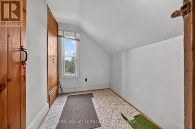 9033 ERIN GARAFRAXA TOWNLINE Erin Ontario photo 30