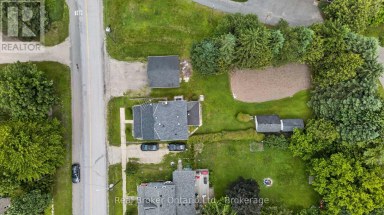 9033 ERIN GARAFRAXA TOWNLINE Erin Ontario photo 48