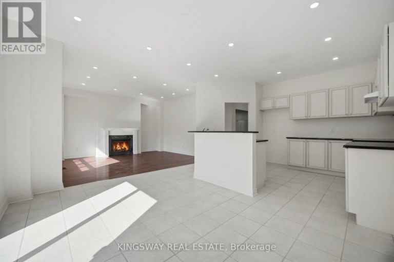 754 WHITE CLOVER WAY, Mississauga (East Credit), Ontario, L5V3B8