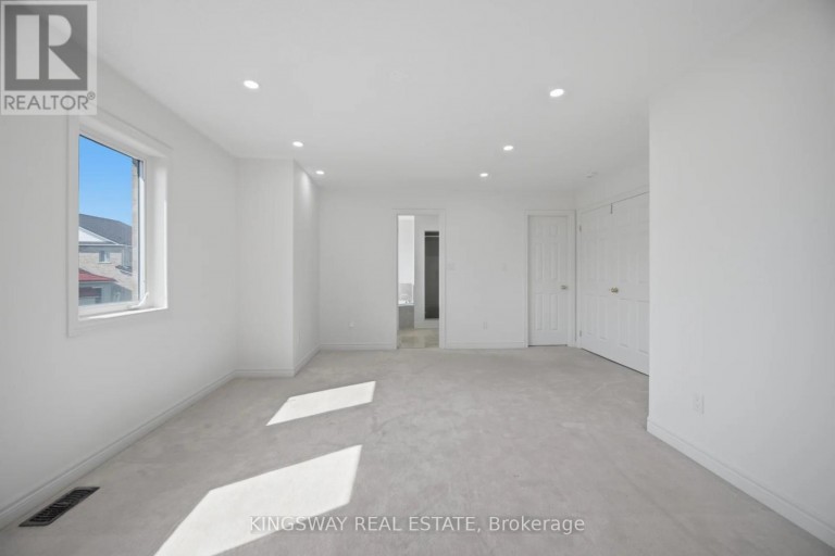 754 WHITE CLOVER WAY, Mississauga (East Credit), Ontario, L5V3B8