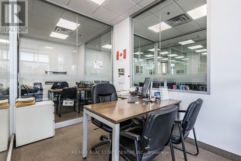 225 DUNDAS STREET E, Mississauga (Cooksville), Ontario, L5A1W8