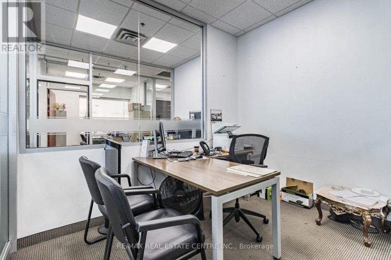 225 DUNDAS STREET E, Mississauga (Cooksville), Ontario, L5A1W8