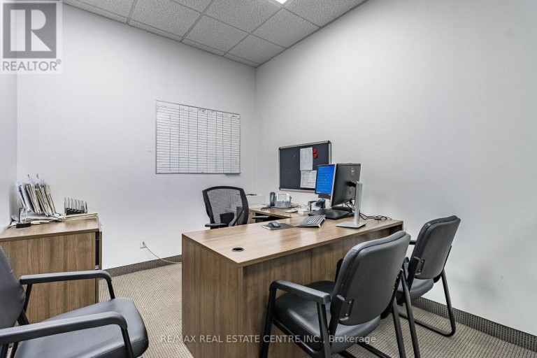 225 DUNDAS STREET E, Mississauga (Cooksville), Ontario, L5A1W8