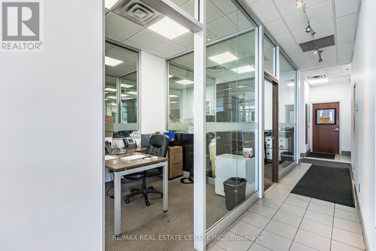 225 DUNDAS STREET E, Mississauga (Cooksville), Ontario, L5A1W8