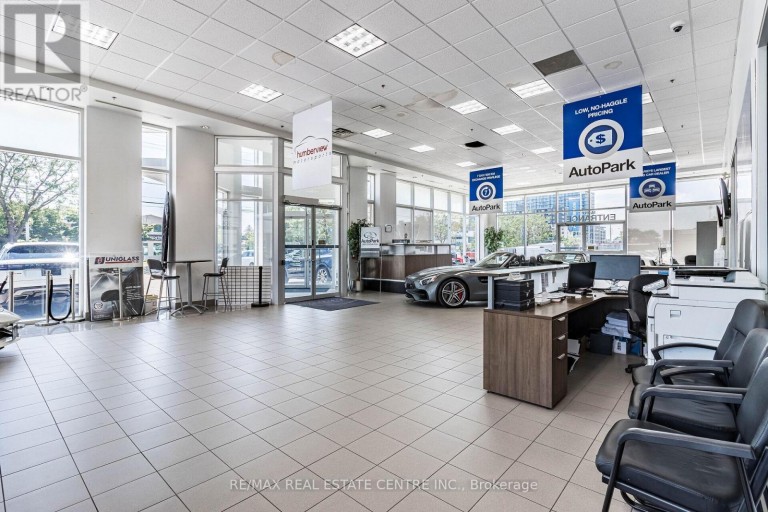 225 DUNDAS STREET E, Mississauga (Cooksville), Ontario, L5A1W8