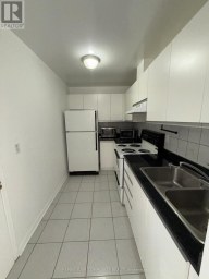 203 - 72 LAKE AVENUE Richmond Hill (Oak Ridges Lake Wilcox) Ontario photo 5