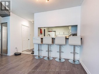1616 - 250 WEBB DRIVE Mississauga (City Centre) Ontario photo 13