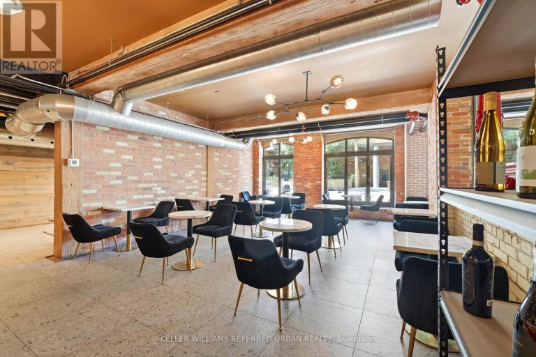 #110 - 35 MCCAUL STREET, Toronto (Kensington-Chinatown), Ontario, M5T1V7