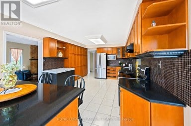 12 O'HARA PLACE Brampton (Fletcher's Creek South) Ontario photo 17