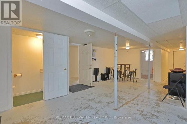 75 RIVER ROAD, Lambton Shores (Grand Bend), Ontario, N0M1T0