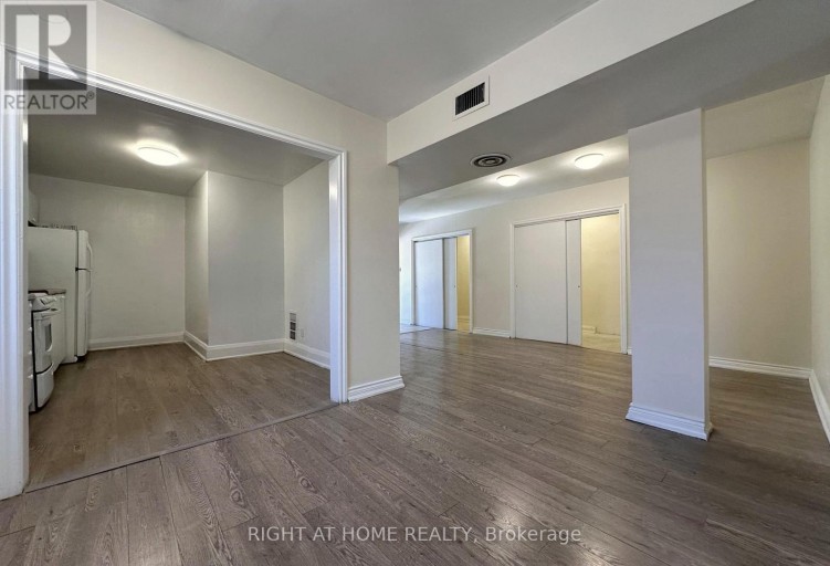 202 - 1911 WESTON ROAD, Toronto (Weston), Ontario, M9N1W7