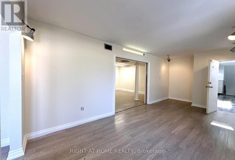 202 - 1911 WESTON ROAD, Toronto (Weston), Ontario, M9N1W7