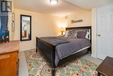 LOWER - 798 HILTON BOULEVARD Newmarket (Stonehaven-Wyndham) Ontario photo 9