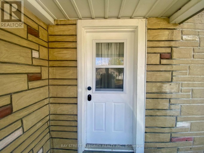 62 OTTAWA STREET, South Algonquin, Ontario, K0J2M0
