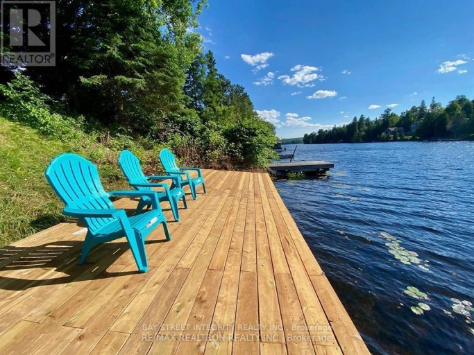 62 OTTAWA STREET, South Algonquin, Ontario, K0J2M0