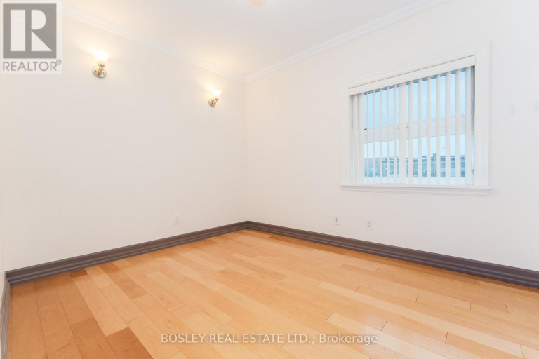 3 - 115 RONCESVALLES AVENUE, Toronto (Roncesvalles), Ontario, M6R2K9
