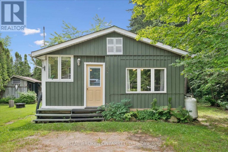127 CEDAR CRESCENT, Centre Wellington, Ontario, N1M2W5