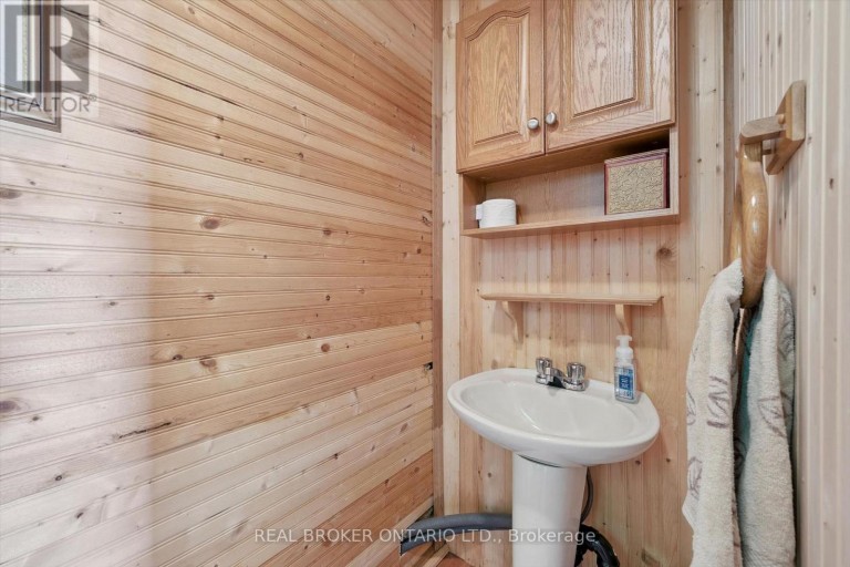 127 CEDAR CRESCENT, Centre Wellington, Ontario, N1M2W5
