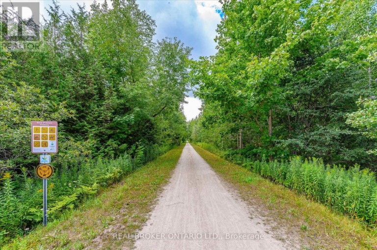 127 CEDAR CRESCENT, Centre Wellington, Ontario, N1M2W5