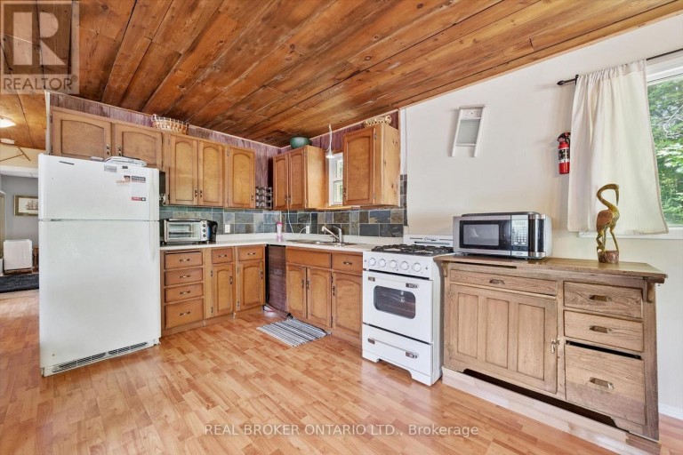 127 CEDAR CRESCENT, Centre Wellington, Ontario, N1M2W5