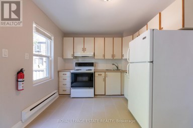 326 MONARCH PARK AVENUE Toronto (Danforth Village-East York) Ontario photo 10