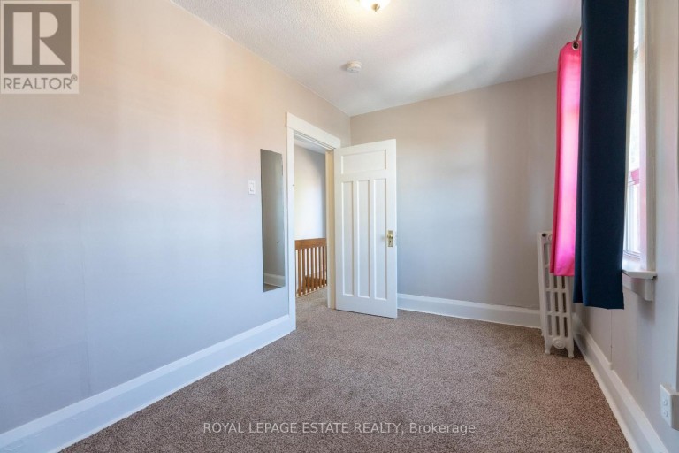 326 MONARCH PARK AVENUE, Toronto (Danforth Village-East York), Ontario, M4J4T1