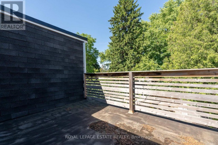 326 MONARCH PARK AVENUE, Toronto (Danforth Village-East York), Ontario, M4J4T1