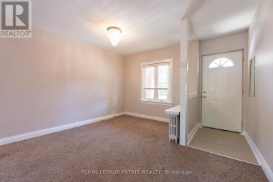 326 MONARCH PARK AVENUE Toronto (Danforth Village-East York) Ontario photo 2