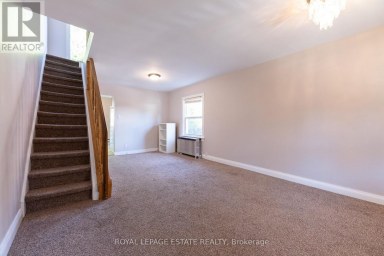 326 MONARCH PARK AVENUE Toronto (Danforth Village-East York) Ontario photo 3
