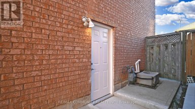 BASEMENT - 32 FAYWOOD DRIVE Brampton (Fletcher's West) Ontario photo 2