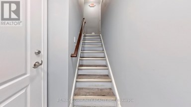 BASEMENT - 32 FAYWOOD DRIVE Brampton (Fletcher's West) Ontario photo 3
