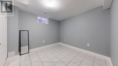 BASEMENT - 32 FAYWOOD DRIVE Brampton (Fletcher's West) Ontario photo 5