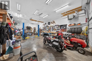 2 GOW STREET Centre Wellington (Fergus) Ontario photo 47
