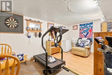 75 EDISON CRESCENT Stratford Ontario photo 23