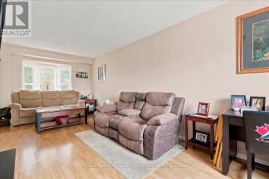 75 EDISON CRESCENT Stratford Ontario photo 8