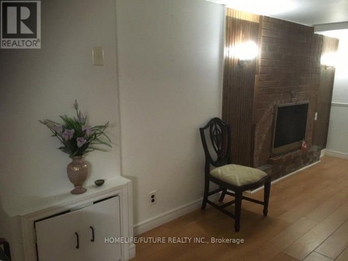BSMT - 70 OAKHAVEN DRIVE, Toronto (Milliken), Ontario, M1V1X9