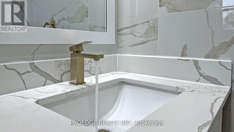 177 WALLACE AVENUE, Toronto (Dovercourt-Wallace Emerson-Junction), Ontario, M6H1V3