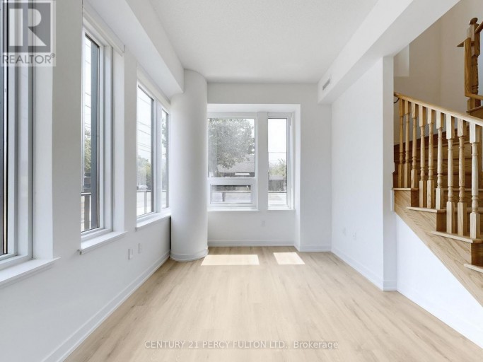 105 - 556 MARLEE AVENUE, Toronto (Yorkdale-Glen Park), Ontario, M6B0B1