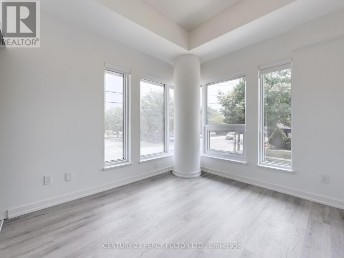 105 - 556 MARLEE AVENUE, Toronto (Yorkdale-Glen Park), Ontario, M6B0B1