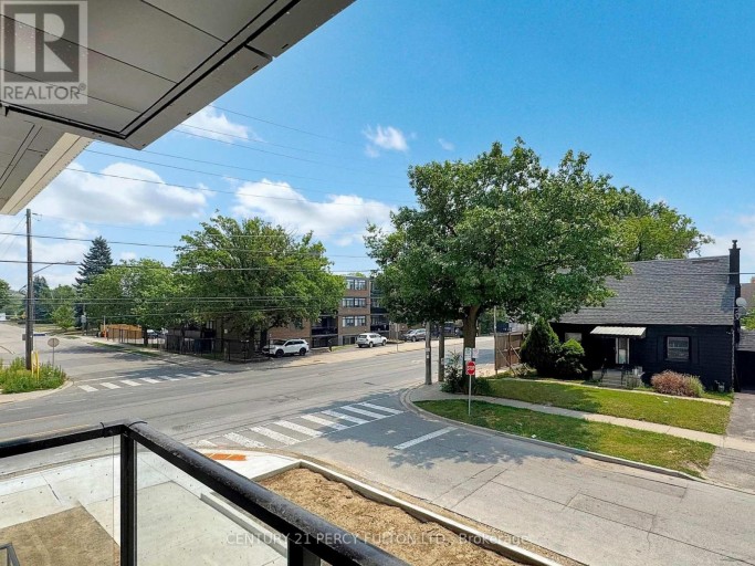 105 - 556 MARLEE AVENUE, Toronto (Yorkdale-Glen Park), Ontario, M6B0B1