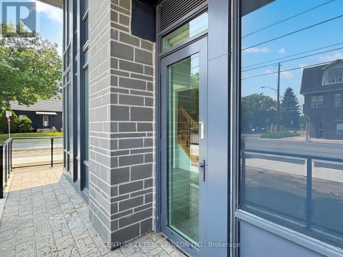 105 - 556 MARLEE AVENUE, Toronto (Yorkdale-Glen Park), Ontario, M6B0B1