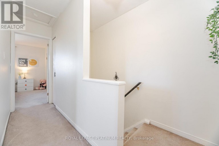 232 DURHAM STREET, Oshawa (Vanier), Ontario, L1J5R3