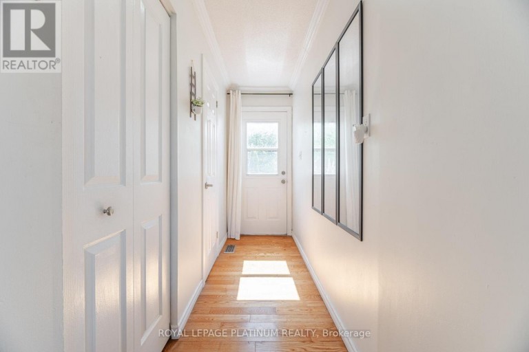 232 DURHAM STREET, Oshawa (Vanier), Ontario, L1J5R3