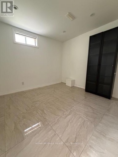 (BASEMENT) - 366 WARATAH AVENUE, Newmarket (Huron Heights-Leslie Valley), Ontario, L3Y7T6