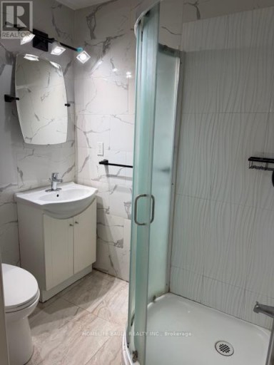 (BASEMENT) - 366 WARATAH AVENUE, Newmarket (Huron Heights-Leslie Valley), Ontario, L3Y7T6
