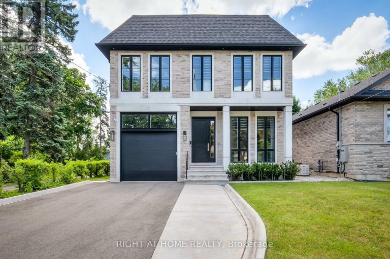 124 SHAVER AVENUE N, Toronto (Islington-City Centre West), Ontario, M9B4N8